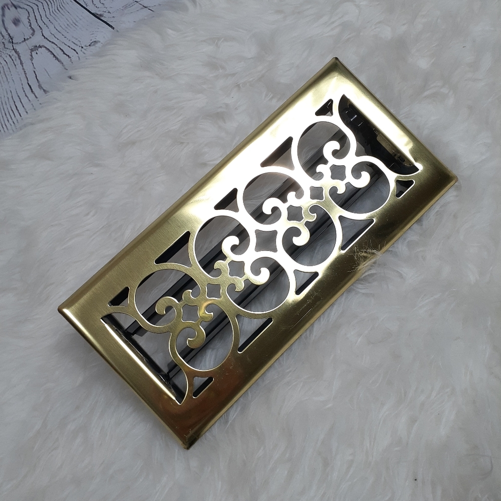 VTG 1990s Gold Vent Cover